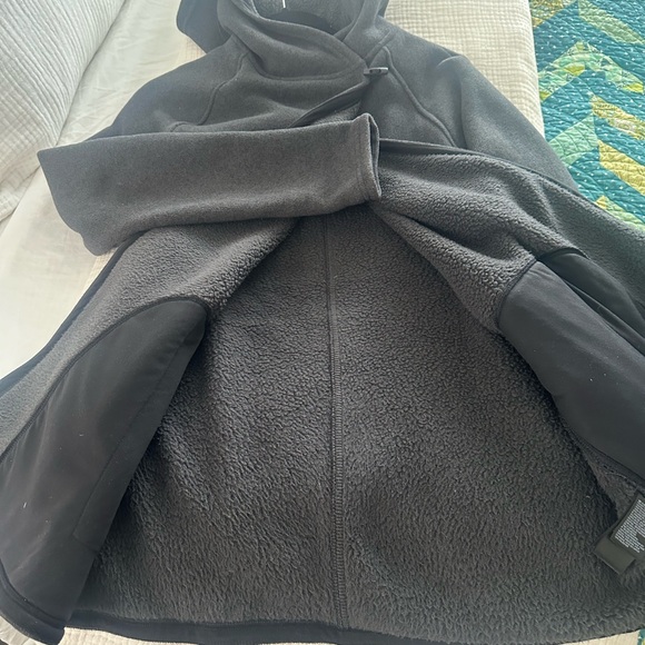 The North Face Wrap Swing Jacket/Coat, Size L - Picture 7 of 8